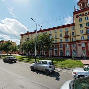 Prospekt Shakhtyorov, 33, : foto