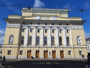 Ostrovskogo Square, 6, Saint Petersburg: photo