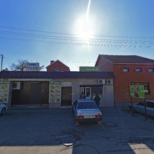 Neftyanaya ulitsa, 13, : foto