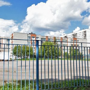 Kosmonavtov Street, No:37Б, Koroliov: Fotoğraflar