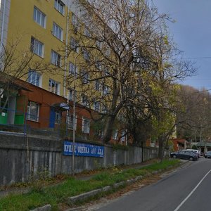 Туапсе, Улица Кириченко, 1: фото