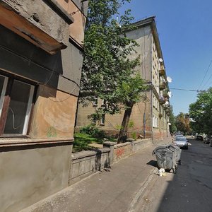 Pershotravneva vulytsia, 2, Chernivtsi: photo