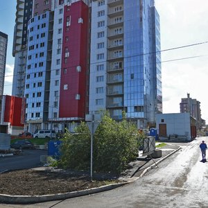 Красноярск, Улица Республики, 39: фото