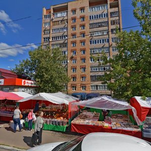 Kommunisticheskaya ploshchad, 4/2, : foto