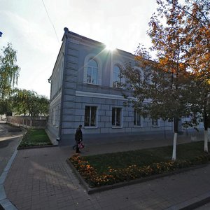 Vulytsia Kyrponosa, 11, Chernihiv: photo