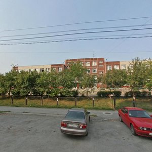 Serova Street, 10, Yekaterinburg: photo