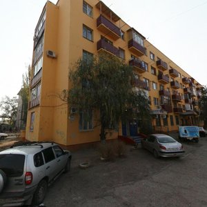 Астрахань, Улица Дубровинского, 54к1: фото