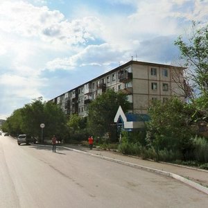 Abay Street, 50, : foto