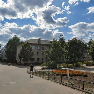 Ulitsa Krasnoy Artillerii, 7/18, Luga: photo