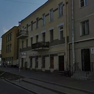 Dvortsoviy Avenue, 32, Lomonosov: photo