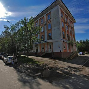 Мурманск, Улица Володарского, 13: фото