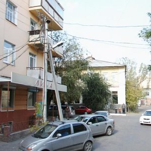 Астрахань, Ахматовская улица, 9/13: фото