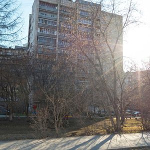 Екатеринбург, Уральская улица, 76: фото