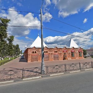 Клин, Советская площадь, 20блок4: фото