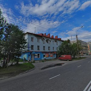 Polyarnye Zori Street, 58, Murmansk: photo