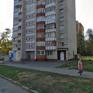 Ижевск, Улица Лихвинцева, 70: фото