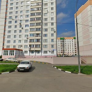 Izyumskaya Street, 47, : foto