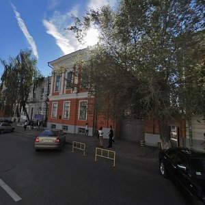 Universytetska Street, 16, Kharkiv: photo