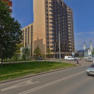 Казань, Улица Хусаина Мавлютова, 42: фото