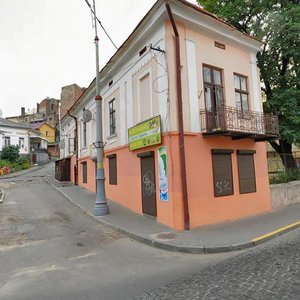 Vulytsia Sahaidachnoho, 10, Chernivtsi: photo