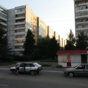 Adoratskogo Street, 35, : foto