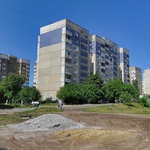 Луганск, Мирный квартал, 19: фото