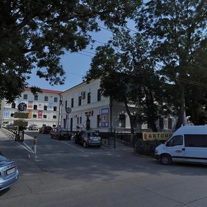 Admirala Oktyabrskogo Street, 21, Sevastopol: photo