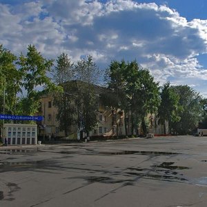 Ulitsa 50-letiya Oktyabrya, 25 ، : صورة