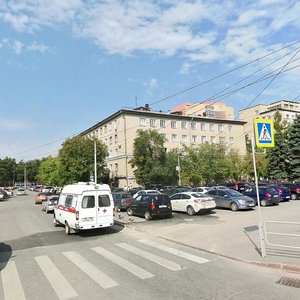Челябинск, Проспект Ленина, 82: фото