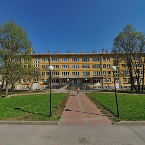 St. Petersburg Avenue, 4А, Peterhof: photo