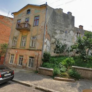 Pereiaslavska vulytsia, 7, Chernivtsi: photo