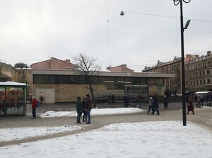 Sredniy Vasilyevskogo Ostrova Avenue, 32 ، سان بطرسبرغ: صورة
