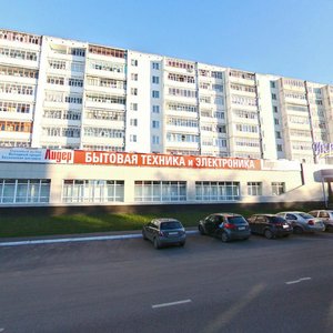 Зеленодольск, Улица Комарова, 37: фото