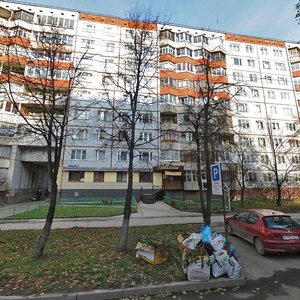 Revolyutsii Street, 10, Tula: photo
