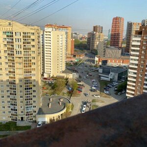 Street Kubanskaya Naberezhnaya, 37/1, : foto