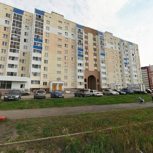 Челябинск, Улица Трашутина, 35: фото