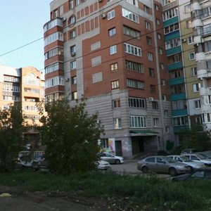 Gubanova Street, 32, Samara: photo