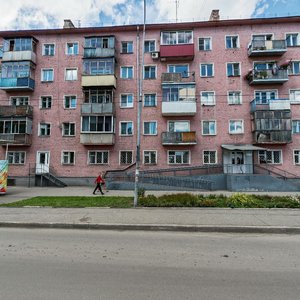 Новокузнецк, Улица Разведчиков, 56: фото