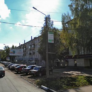 Surikova Street, 3, Kirov: photo