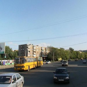 Челябинск, Улица Молодогвардейцев, 23: фото