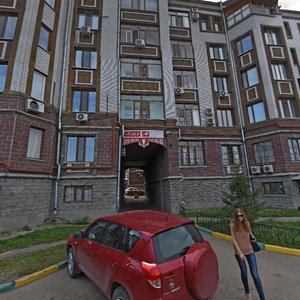 Mullanura Vakhitova Street, 8, Kazan: photo