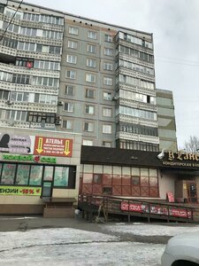 Омск, Улица 8-я Линия, 78: фото