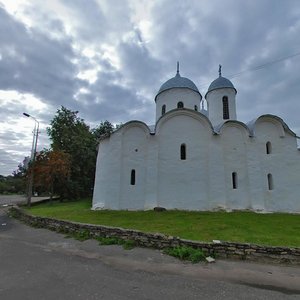 Maksima Gorkogo Street, 1А, Pskov: photo