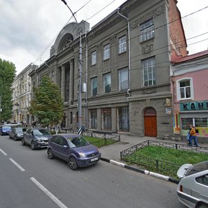 Teatralnaya ploshchad, 13, : foto