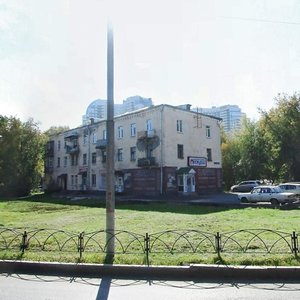 Nikolaya Ostrovskogo Street, 107, Perm: photo