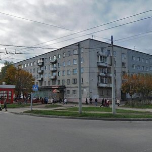 Komissarova Street, 17, : foto