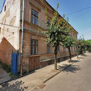 Vulytsia 28 Chervnia, 63, Chernivtsi: photo