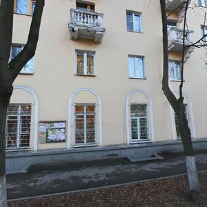 Kosmonavta Komarova Street, 9, : foto