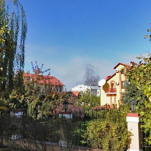 Vulytsia Honchara, 2, : foto