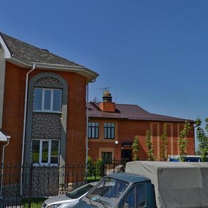 Posyolok Gorki-2, 43, : foto